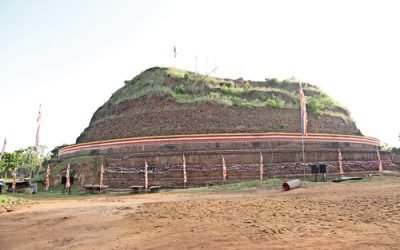 03Deegavapi-Stupa-in-Ampara-1.jpg
