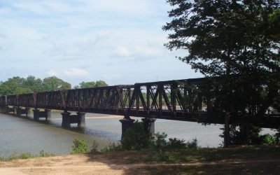Manampitiya_old_bridge.jpg